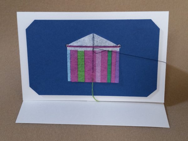 Spring picket miniature kites
